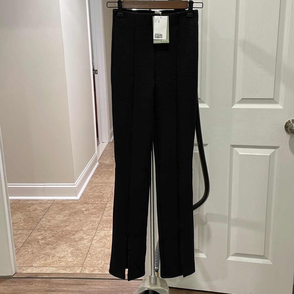H&M Front Slit Leggings